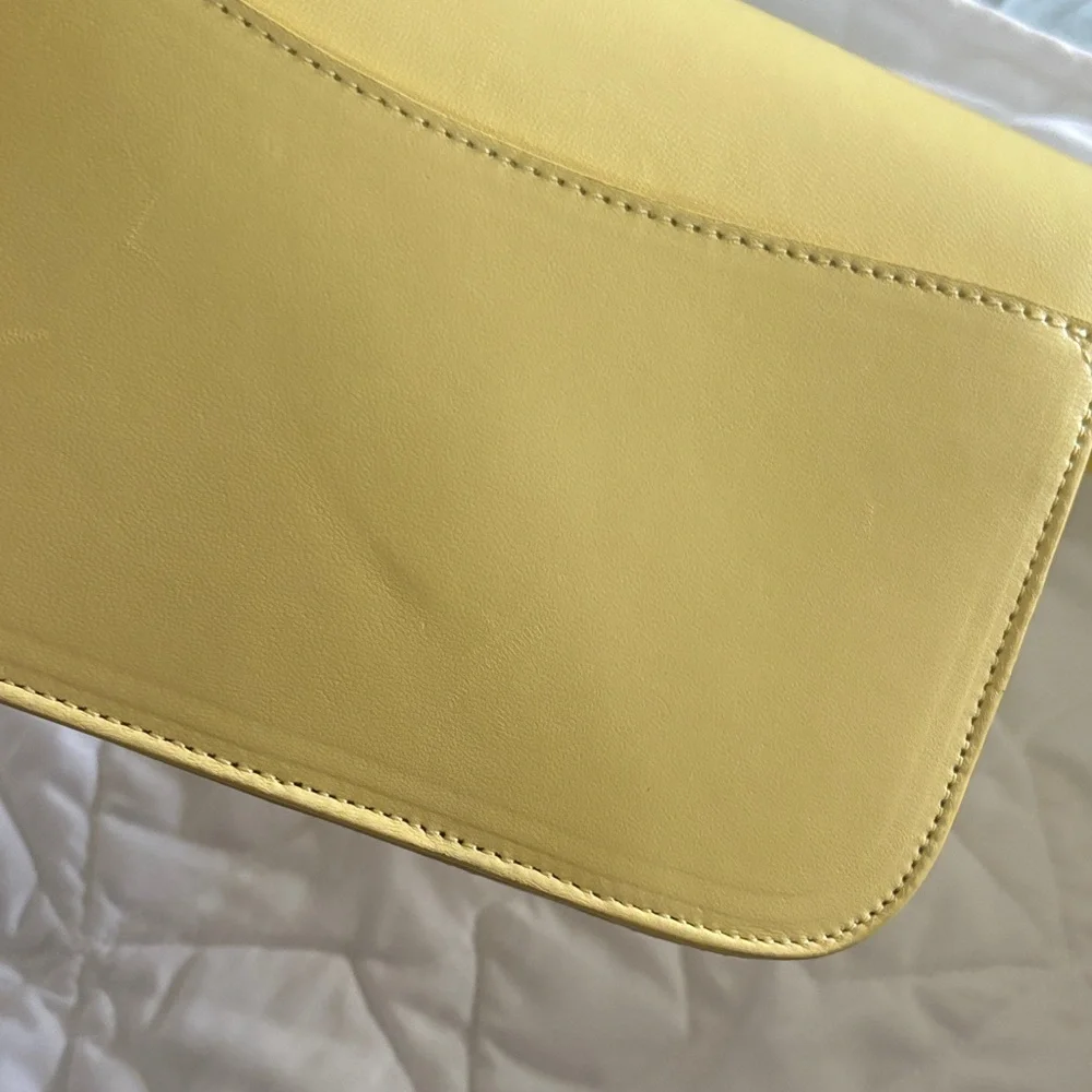 Sezane Butter Yellow Mini Milo - Picture 5 of 11